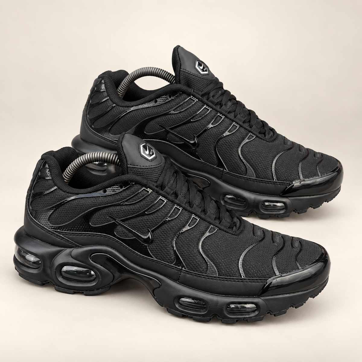 NIKE TN
