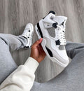 Jordan 4 MILITARY