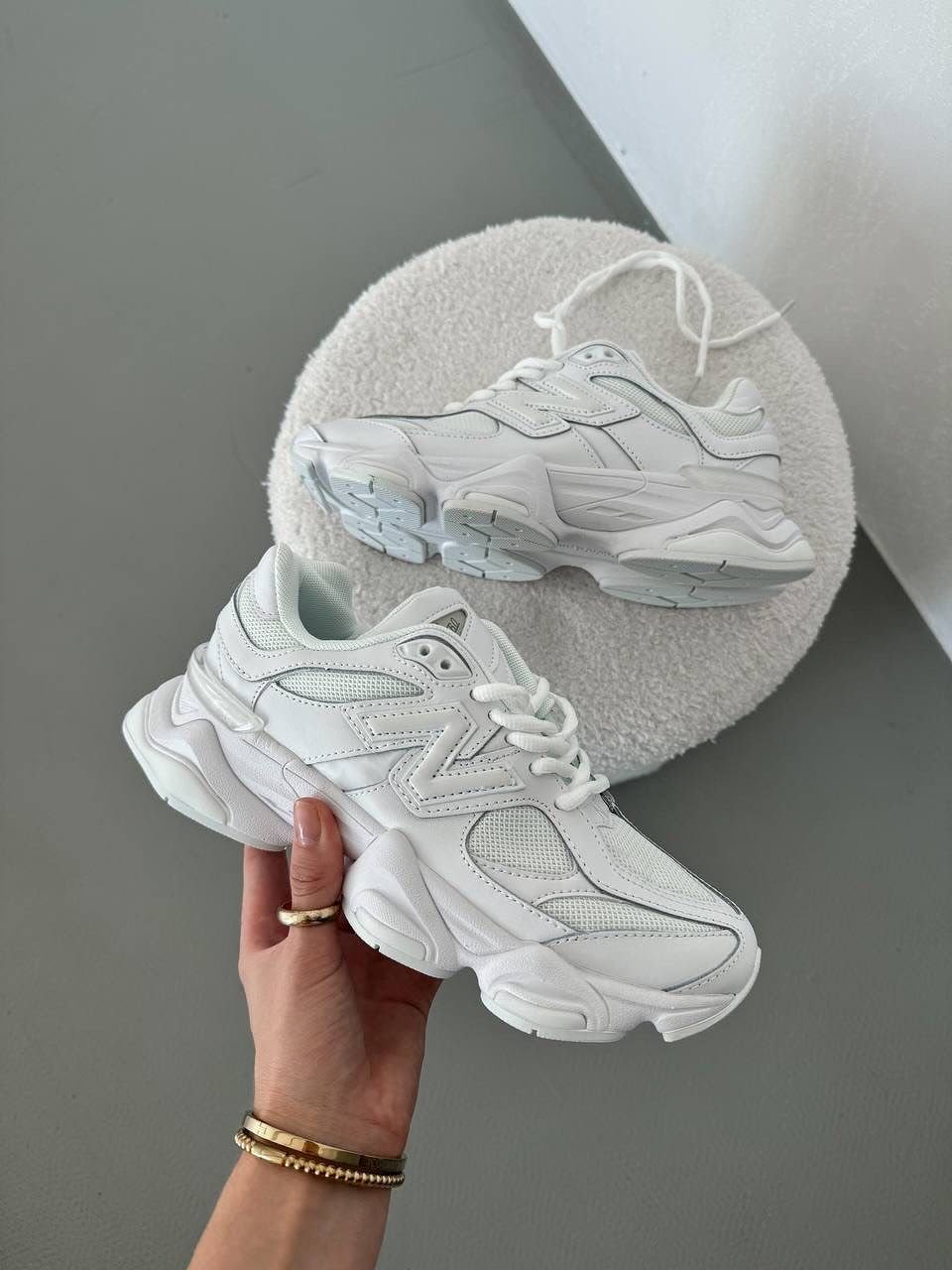 new balnce 9060 white