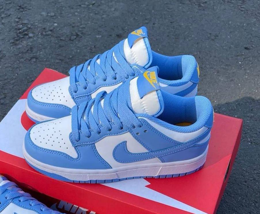NIKE DUNK AZUL CIELO